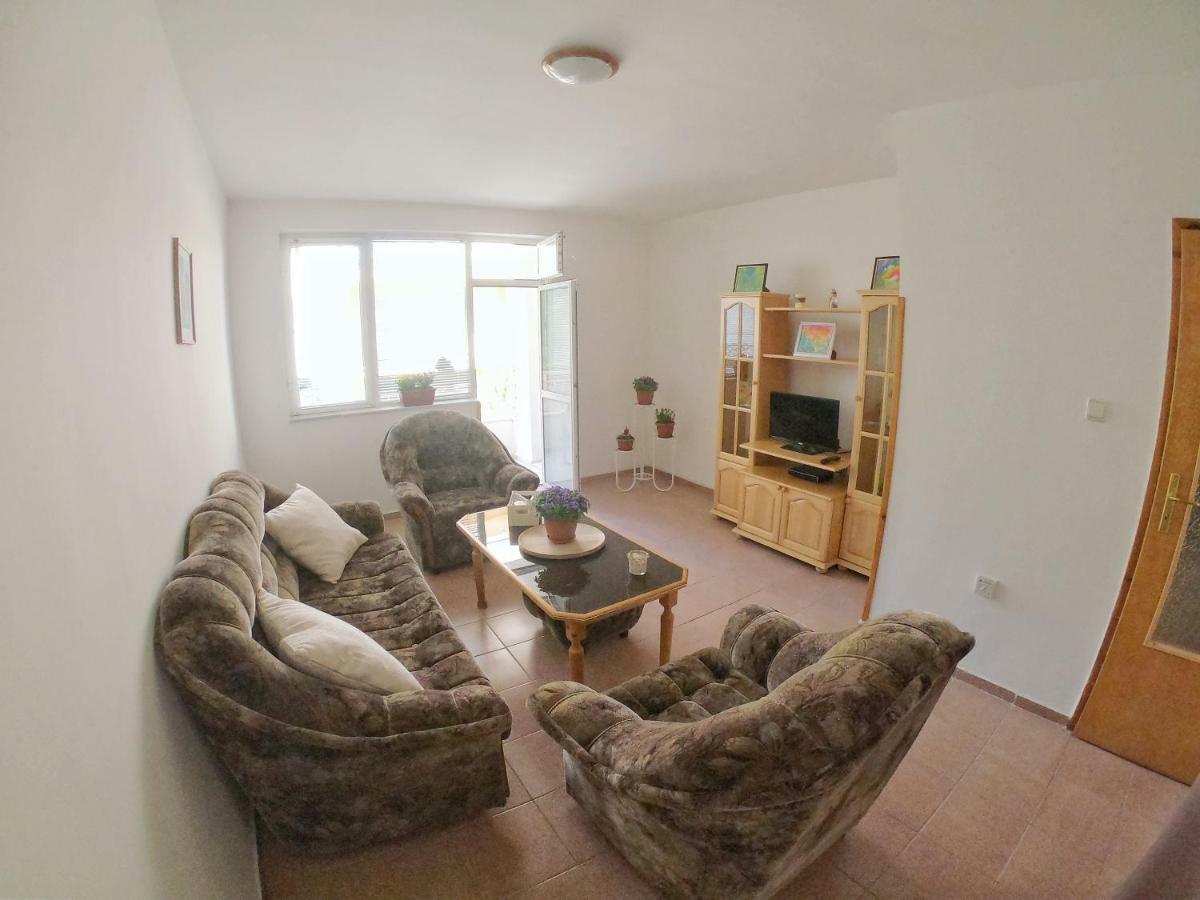 Apartment In St. Vlas With Terrace สวิติ วลัส ภายนอก รูปภาพ